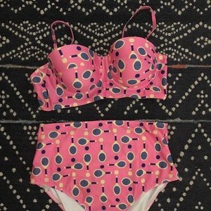 Plus Size High Waisted Underwire Swimsuit